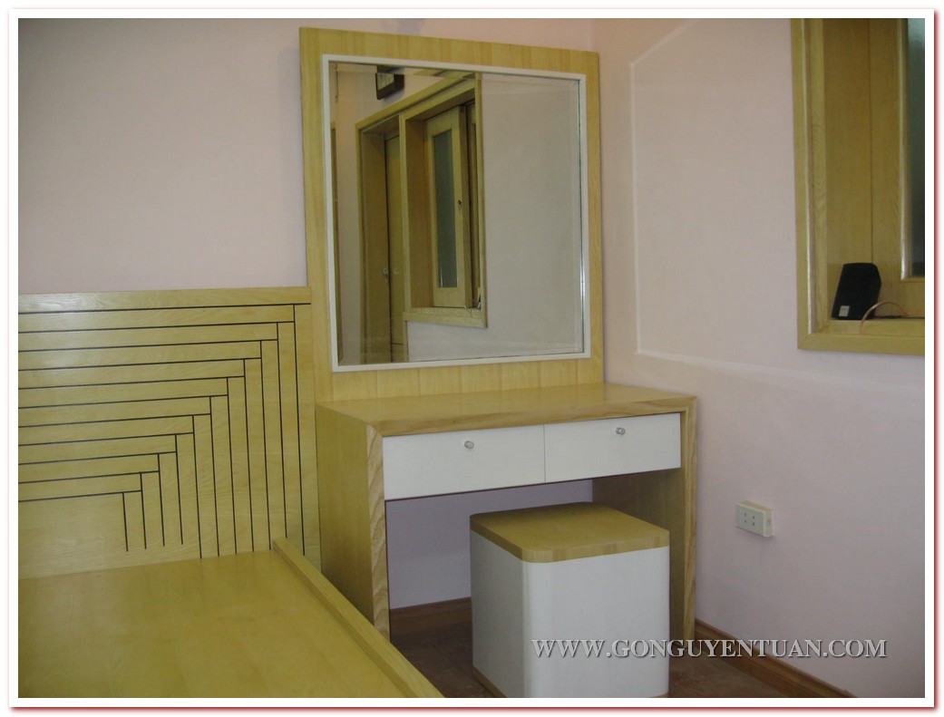 Bàn phấn gỗ tự nhiên